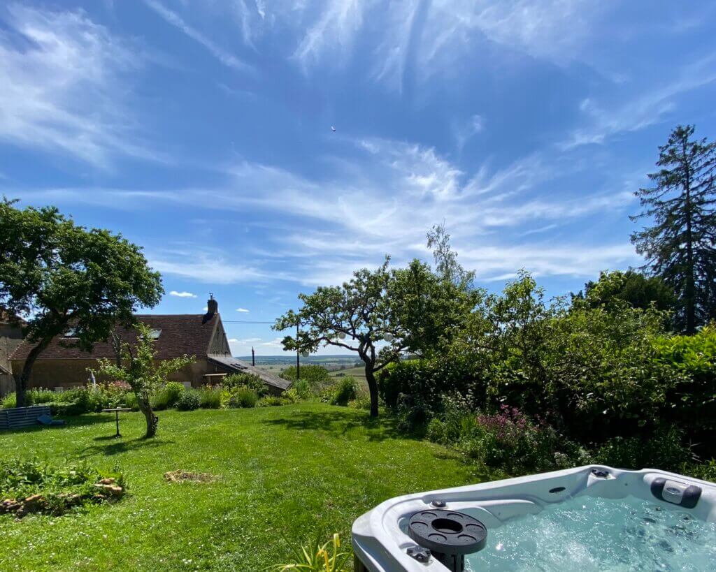 Jacuzzi in de tuin
